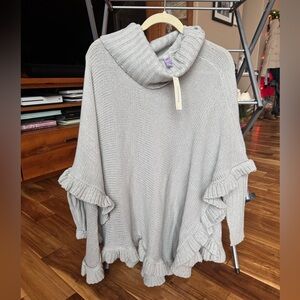 NWT Alya by Francesca’s Frilly Poncho/Cape Sweater